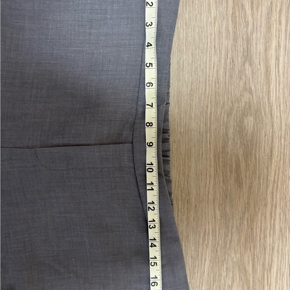 Pull on cropped trousers - Picture 2 of 4